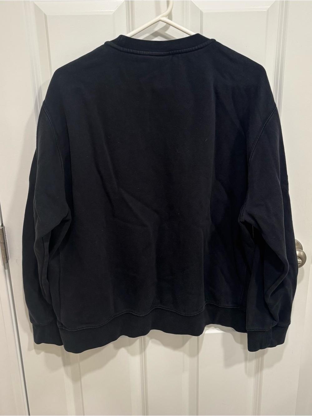 Nike Club Logo Black White Crewneck Pullover Sweatshirt Hoodie Womens U.S. XL - Picture 3 of 3